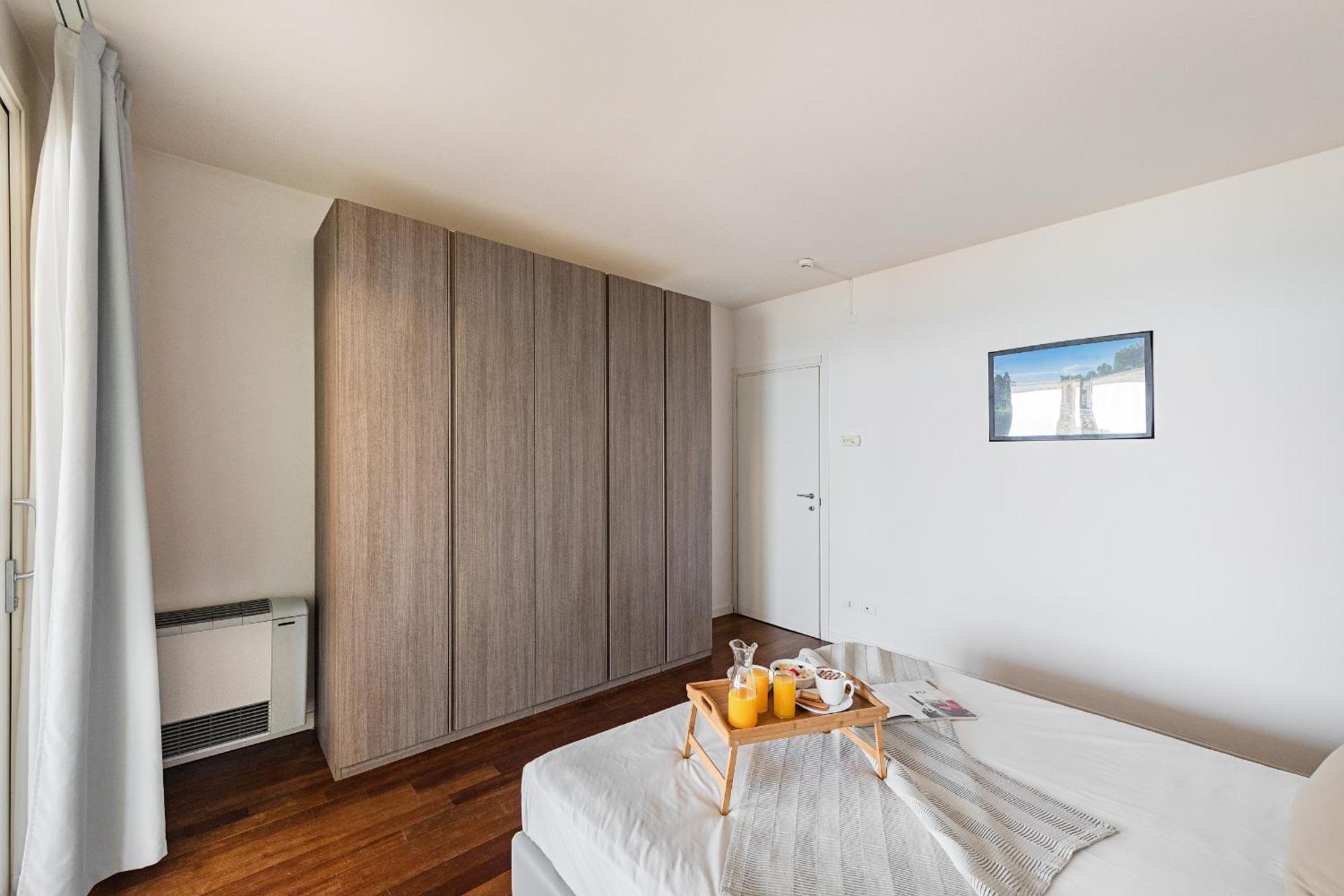 Residenza Miralago III By Wonderful Italy Appartement Desenzano del Garda Buitenkant foto