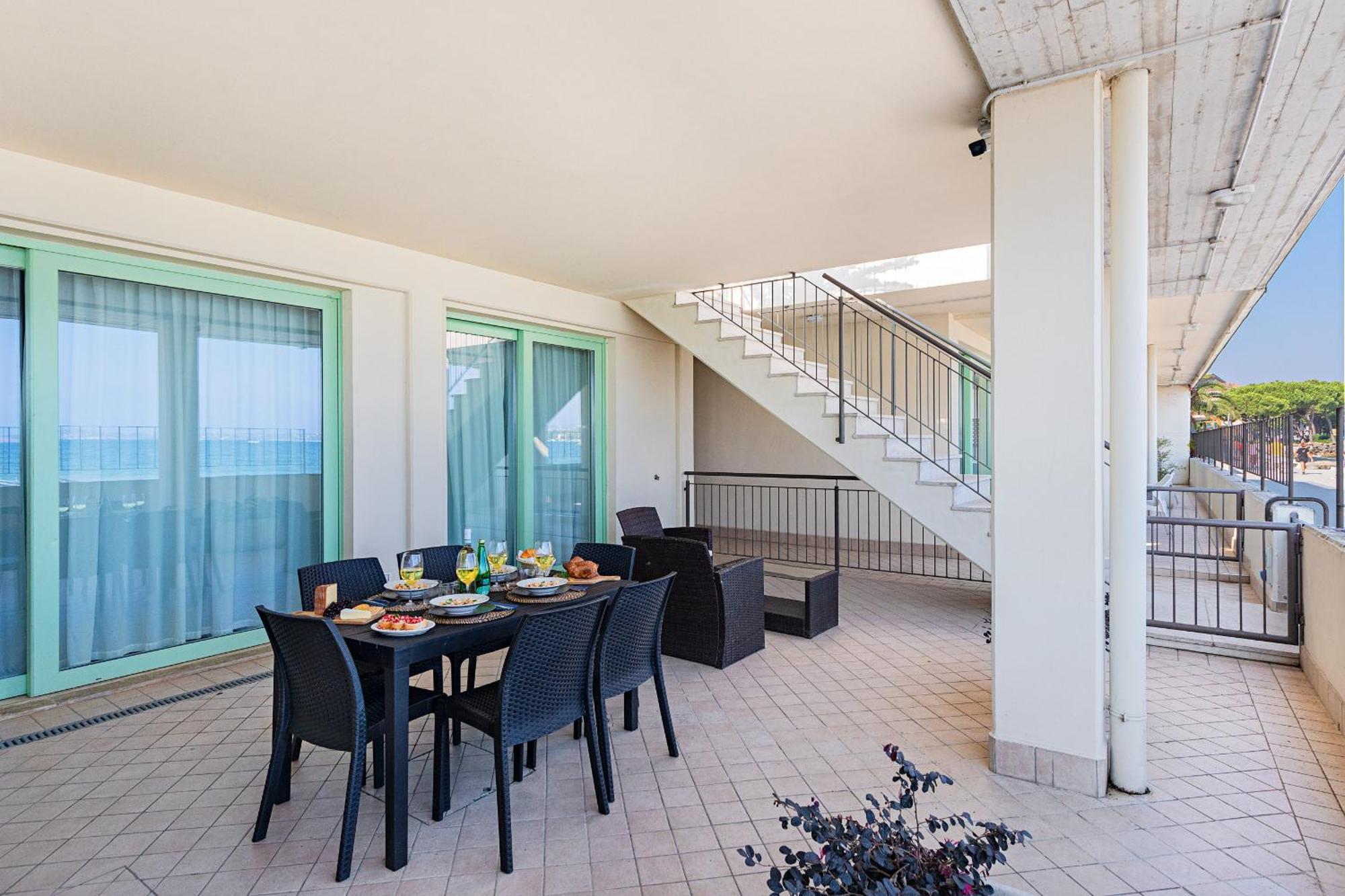 Residenza Miralago III By Wonderful Italy Appartement Desenzano del Garda Buitenkant foto