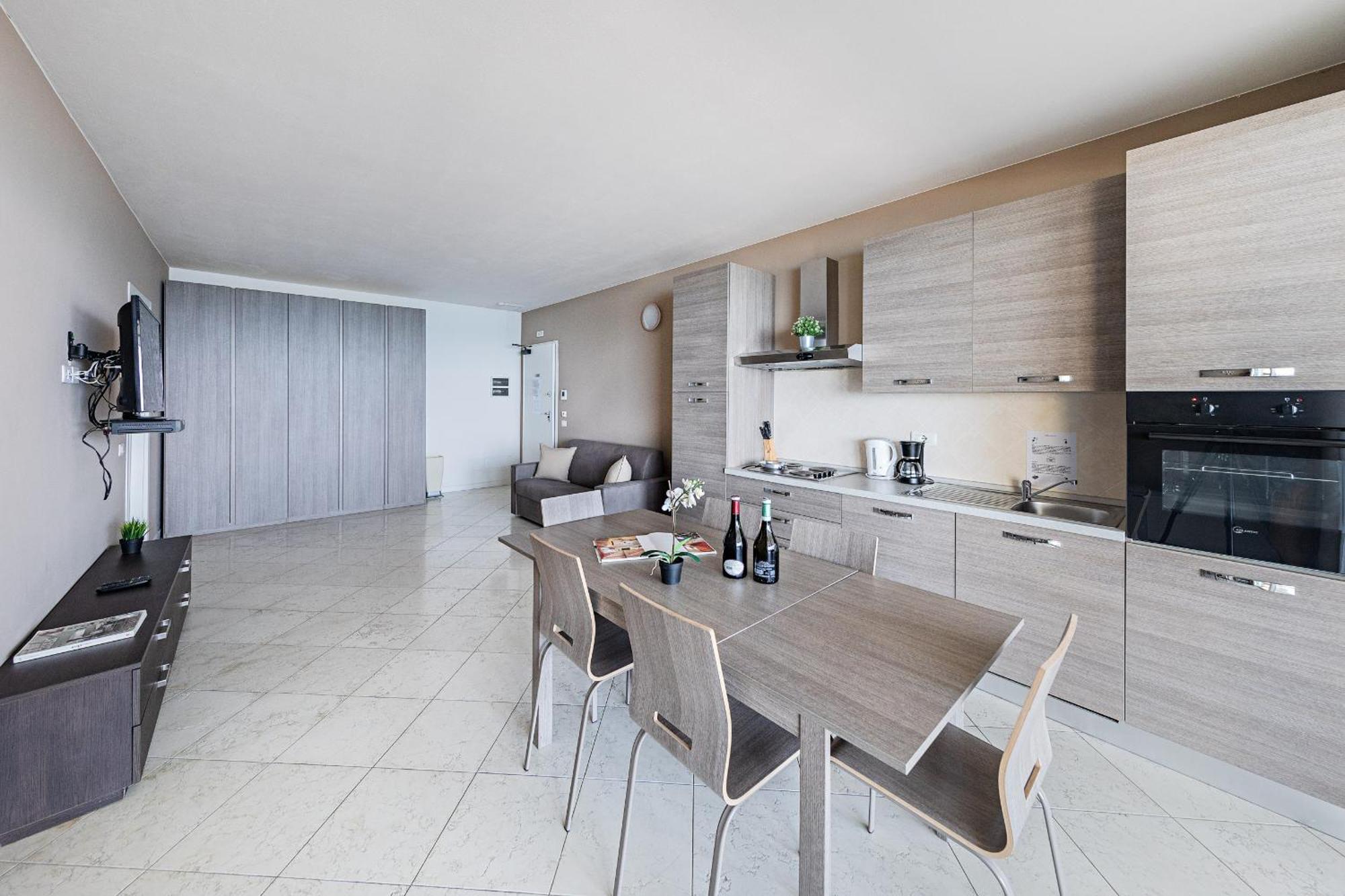 Residenza Miralago III By Wonderful Italy Appartement Desenzano del Garda Buitenkant foto