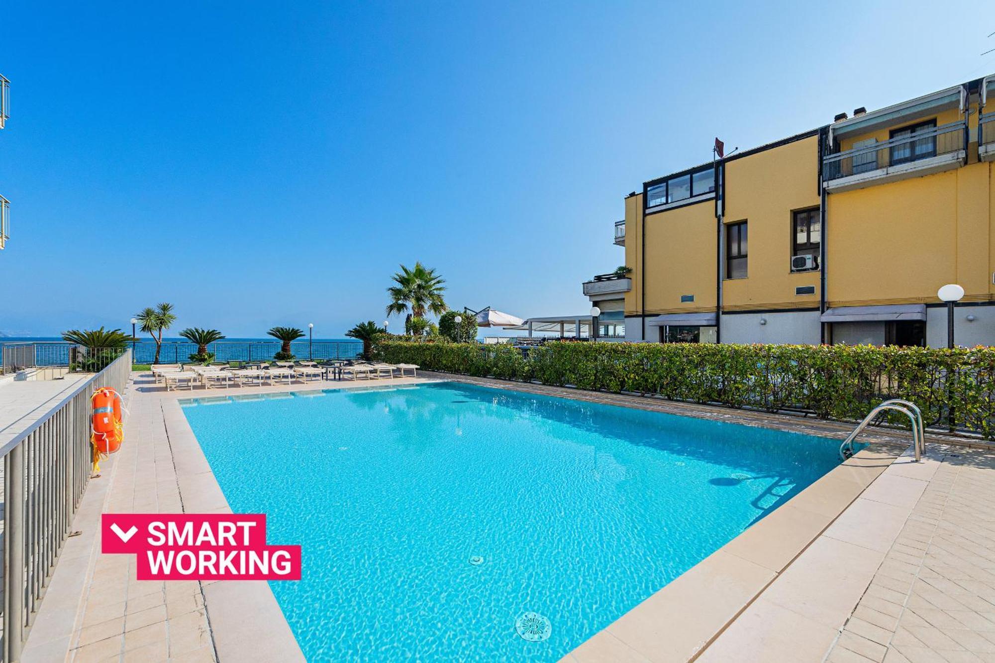 Residenza Miralago III By Wonderful Italy Appartement Desenzano del Garda Buitenkant foto